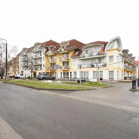 Napfeny Apartment